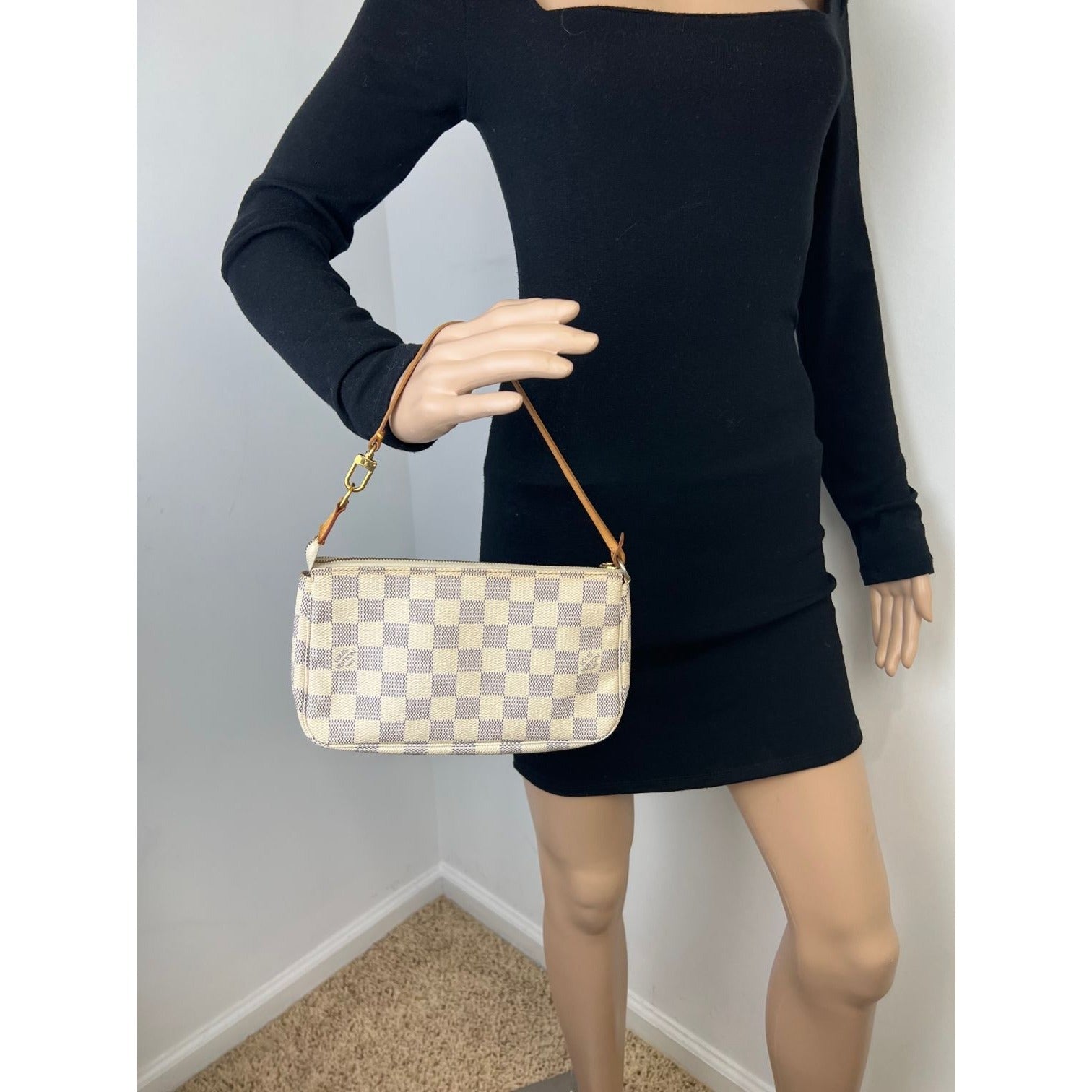Phụ kiện túi xách Louis Vuitton Túi Damier Azur màu trắng