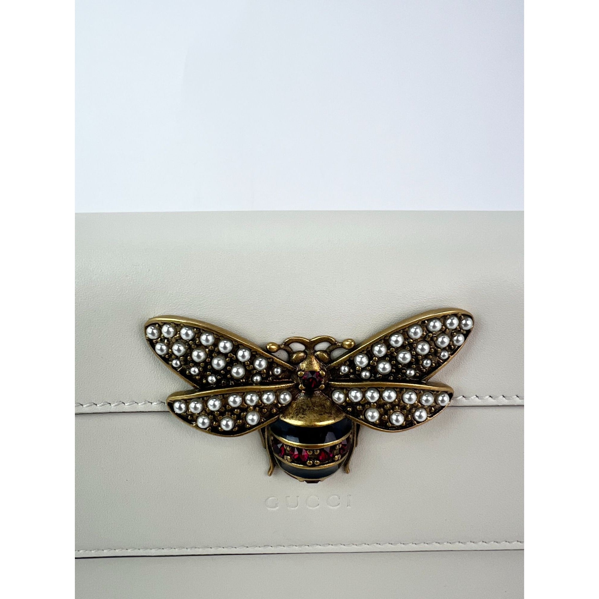 Ví Gucci Queen Margaret Bee kèm dây xích và ví cầm tay Mystic White