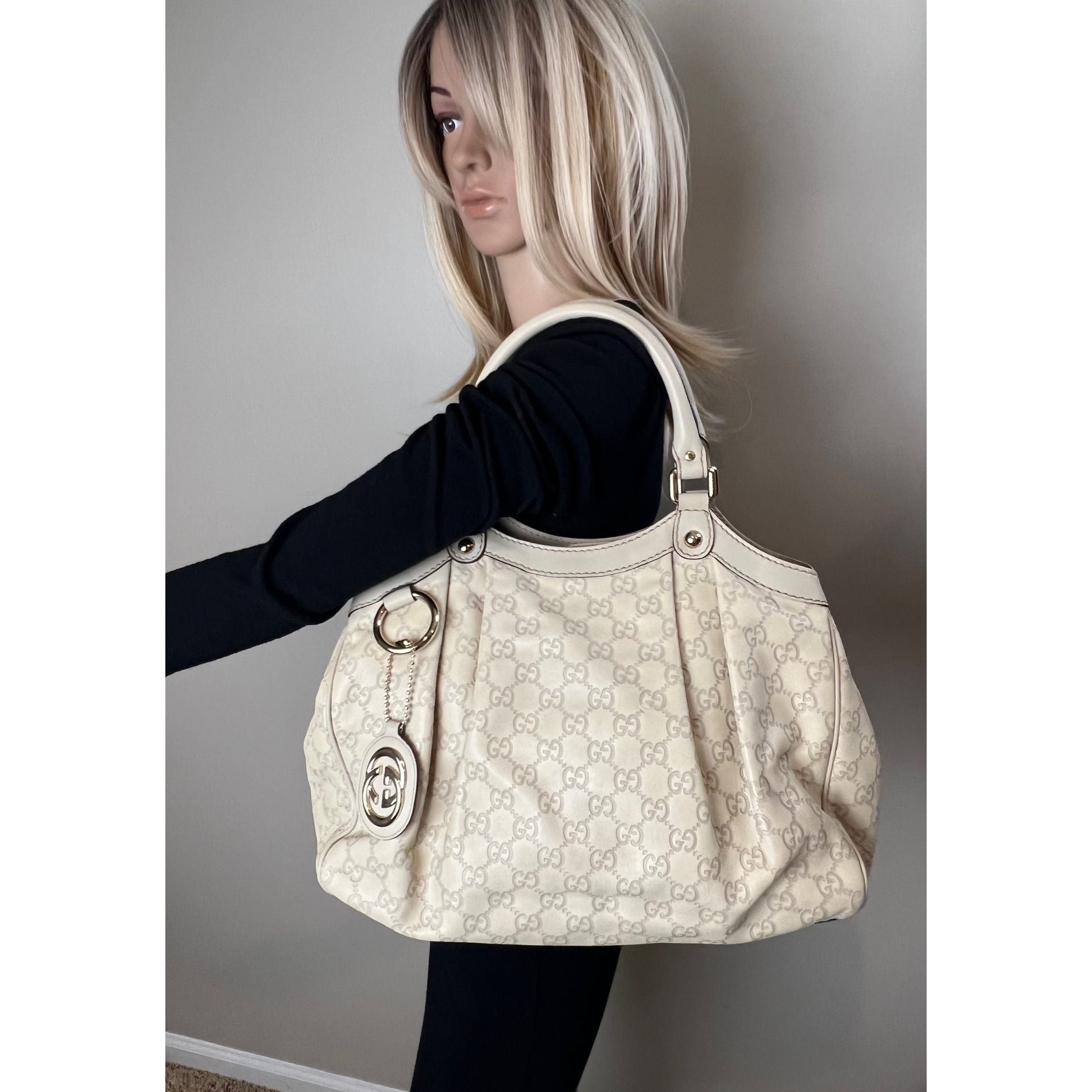 Túi xách Gucci Sukey Medium Guccissima Leather Mystic White Tote