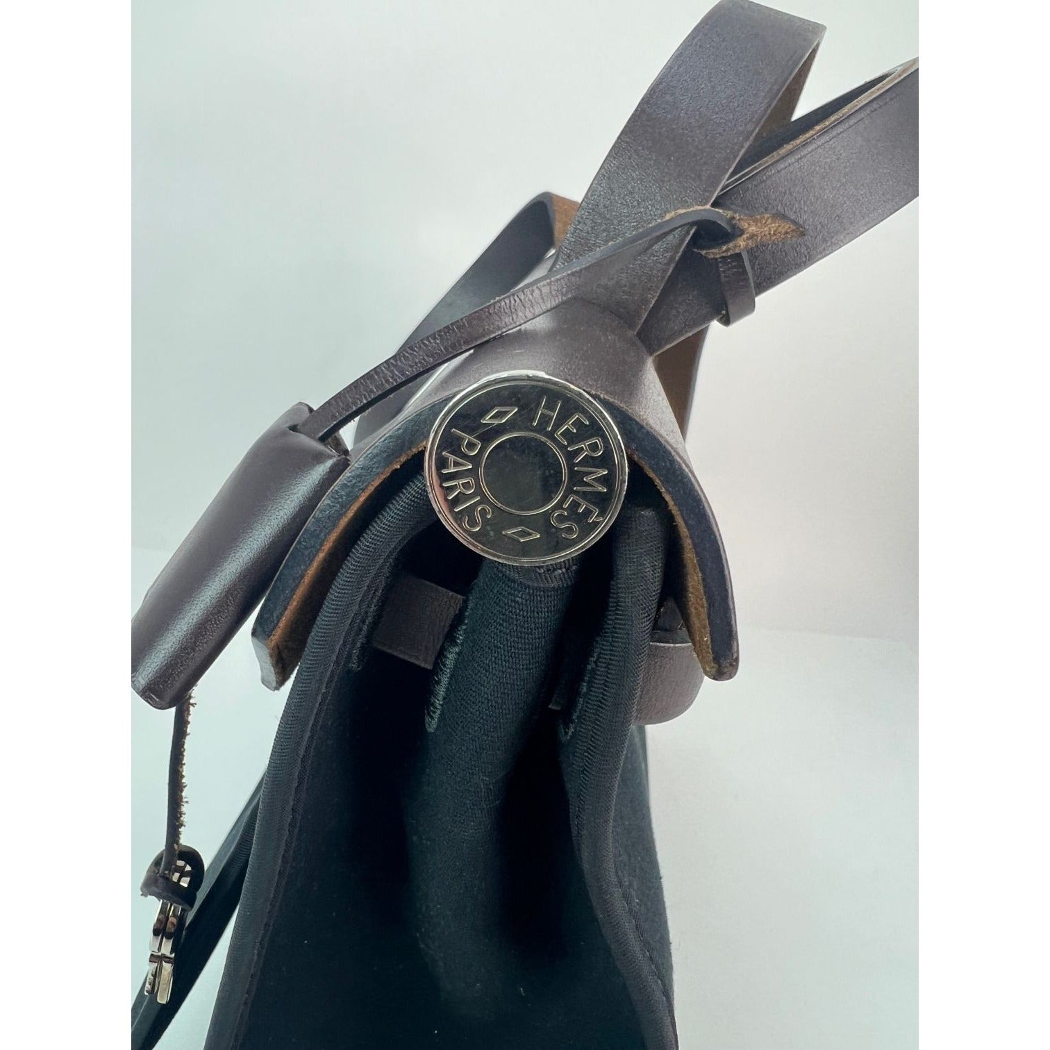 Hermes Toile vache Hunter Herbag zip 31 PM Black Ebene Shoulder Bag