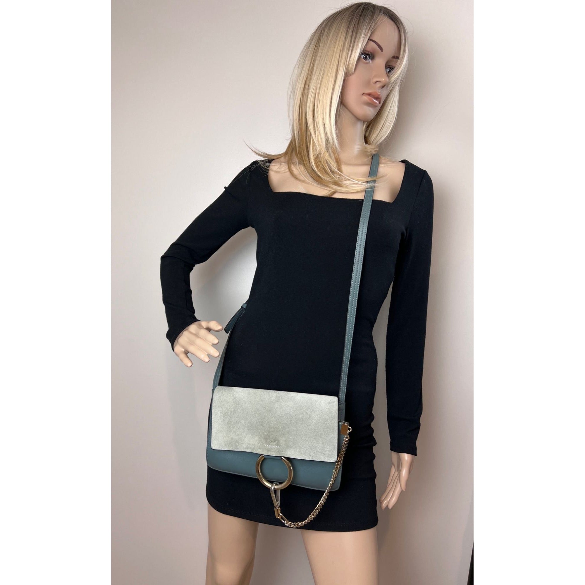 Túi đeo chéo Chloe Faye Chain Suede Leather Gray Blue