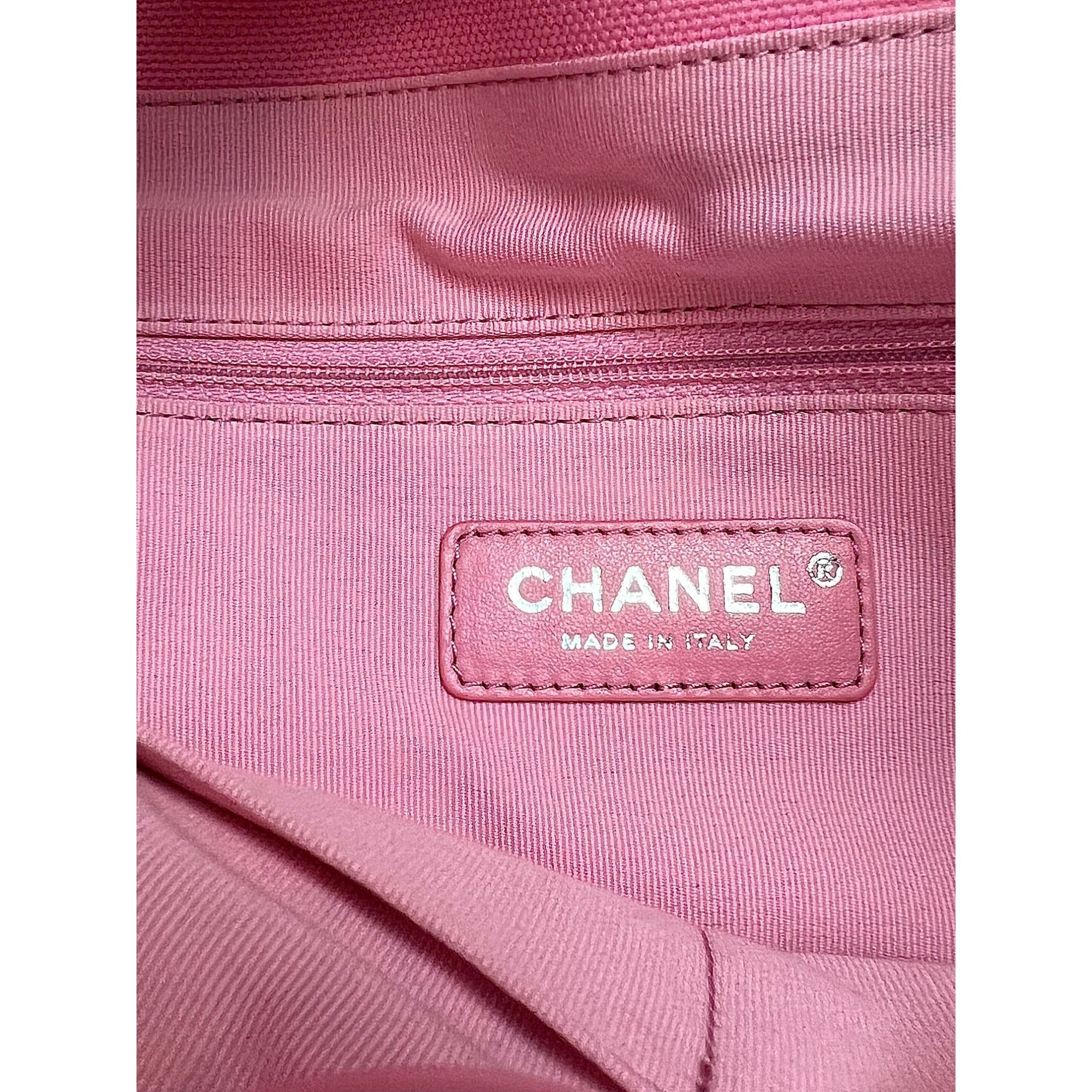 Túi tote Chanel Canvas Calfskin sọc cỡ trung Deauville màu hồng