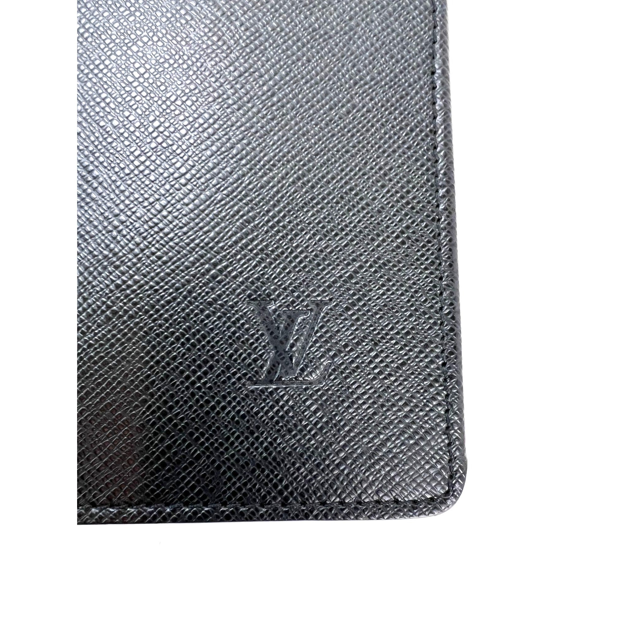 Cặp da nam màu đen Louis Vuitton Taiga Lozan Ardoise