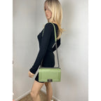 Túi Chanel Calfskin Chevron Quilted Medium Boy Flap Light Green