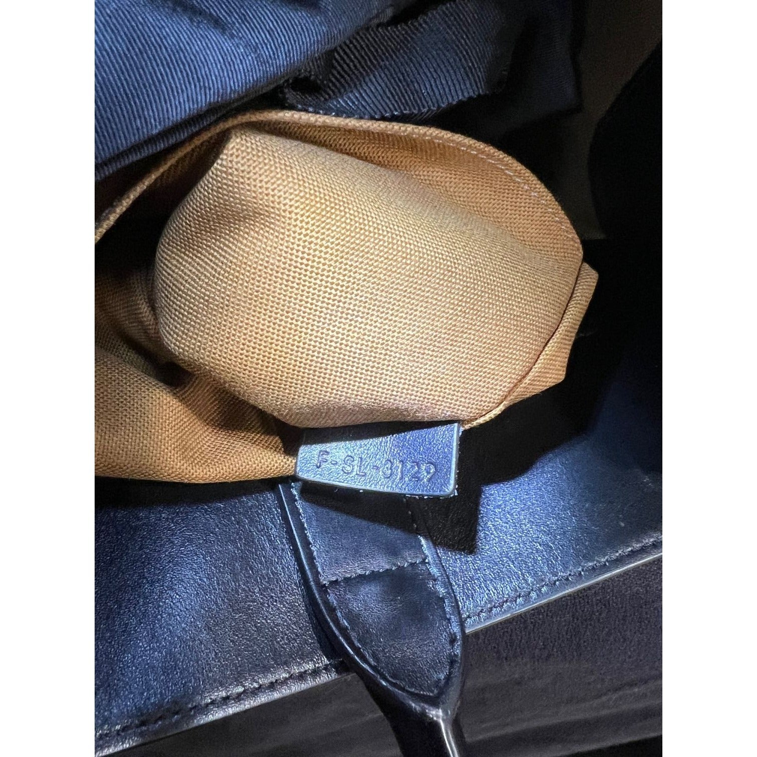 Túi tote vải canvas Celine Triomphe Vertical Cabas màu đen họa tiết Monogram