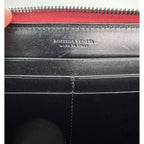Ví cầm tay da Bottega Veneta Burgundy Intrecciato có khóa kéo