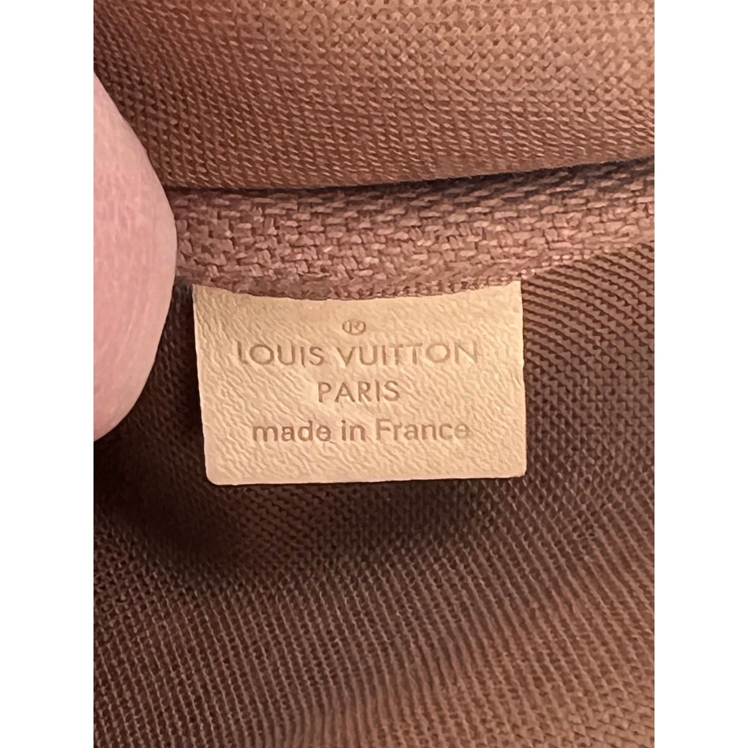 Louis Vuitton Pochette từ túi đeo vai Multi Pochette