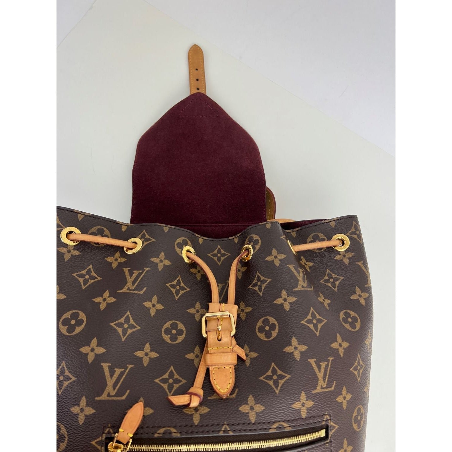 Ba lô LOUIS VUITTON Montsouris NM Monogram
