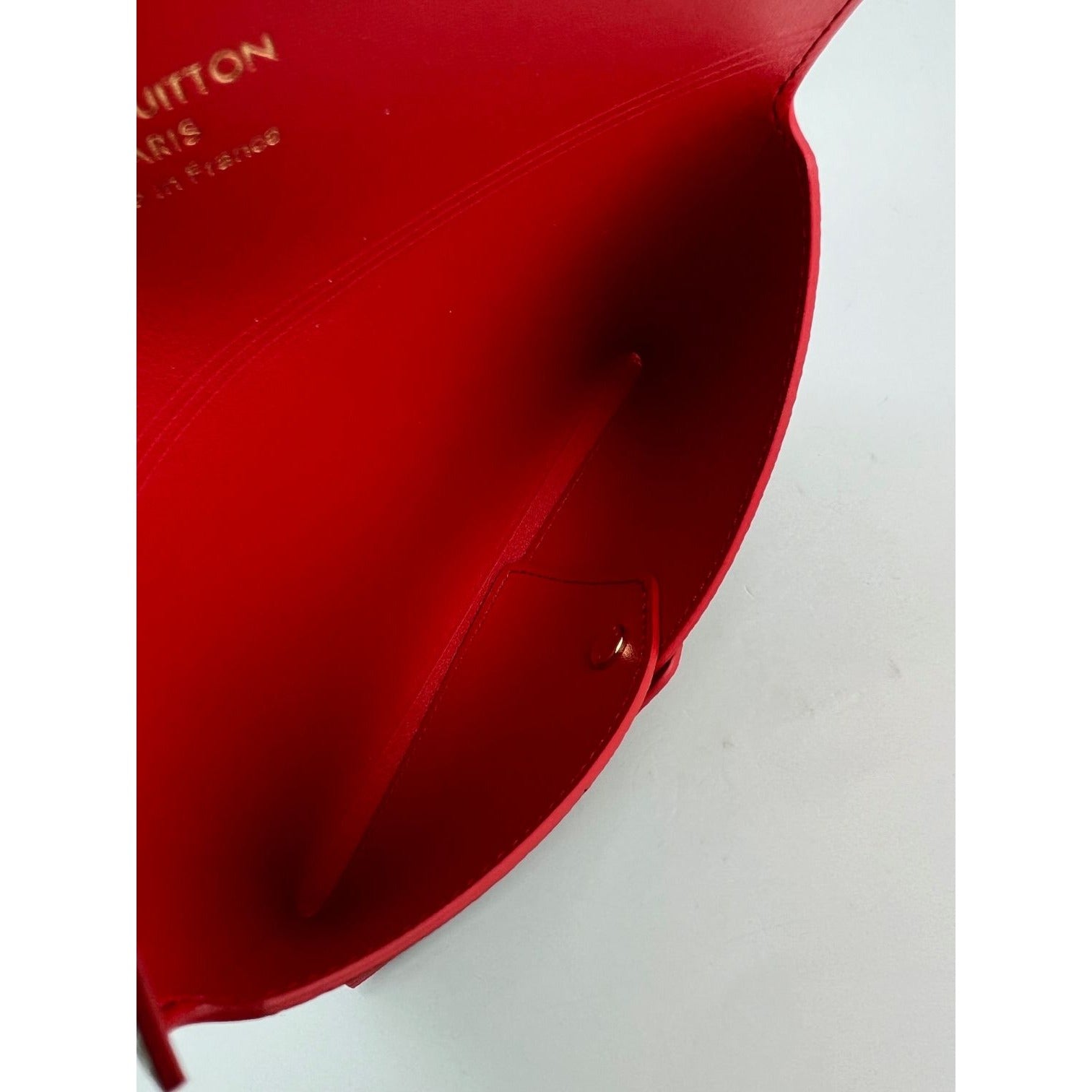 Túi đeo chéo cỡ vừa LOUIS VUITTON Kirigami Pochette màu đỏ