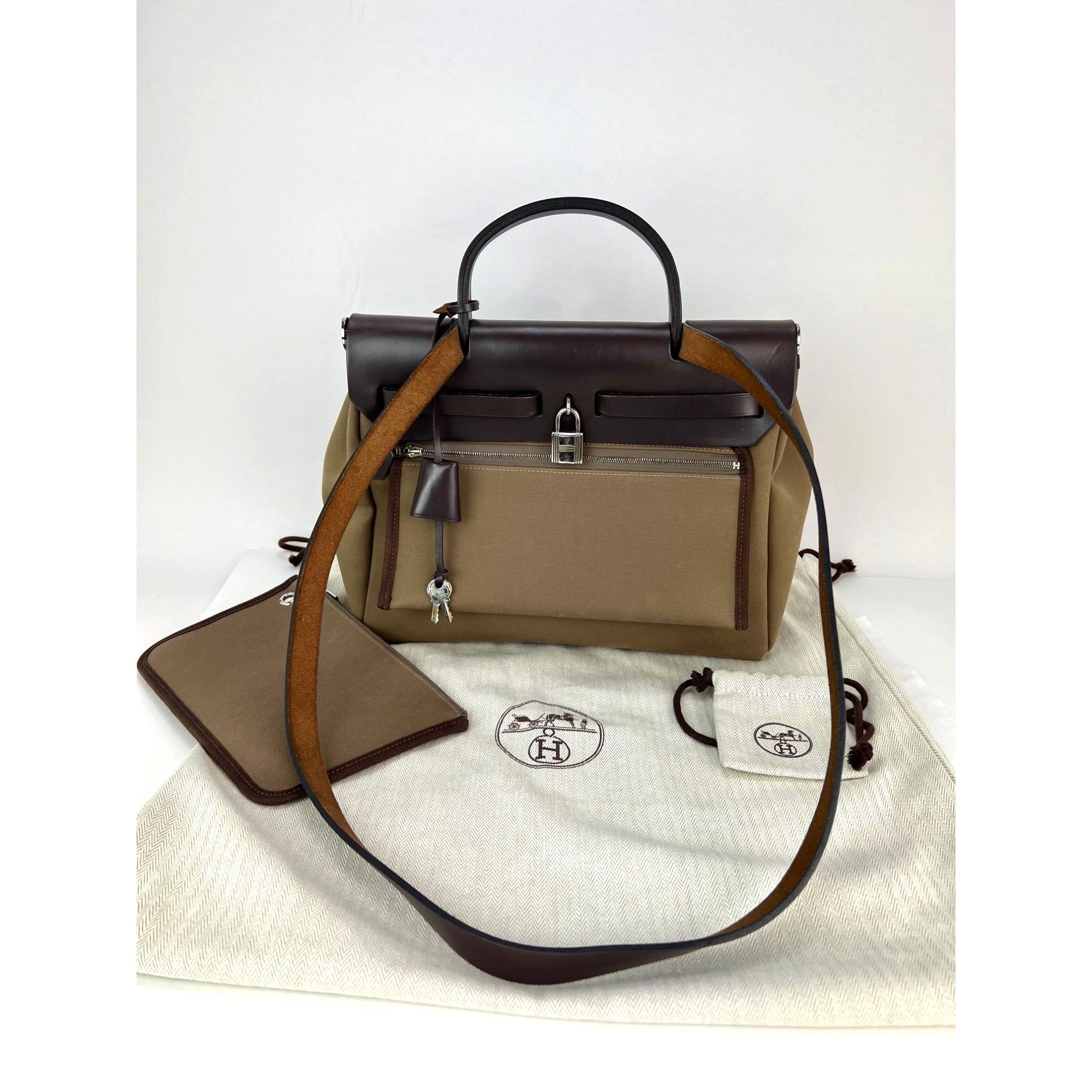 Hermes Toile Vache Hunter Herbag zip 31 PM Túi đeo vai Etoupe Ebene
