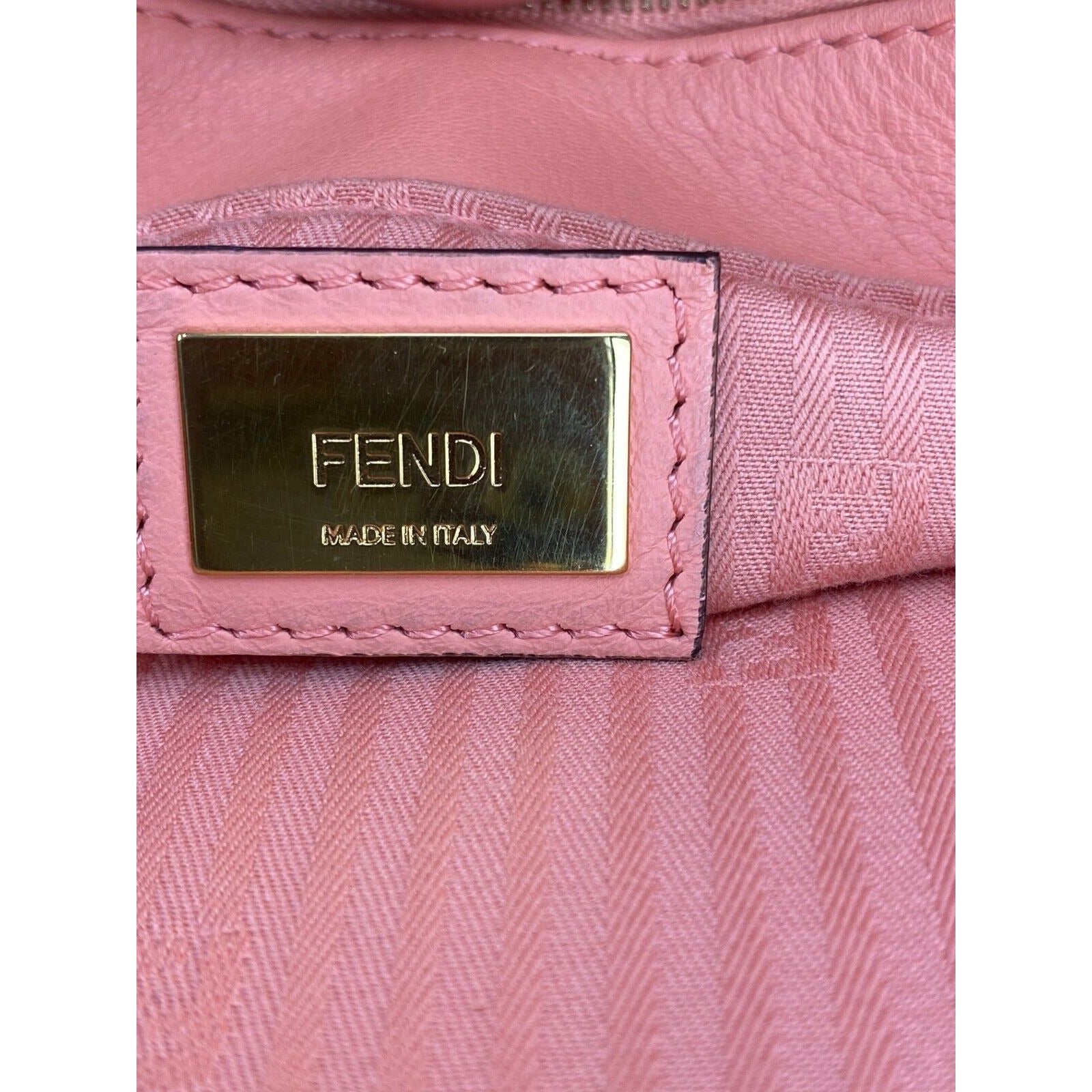 Túi đeo chéo Fendi Vitello Elite Flamingo Petite 2Jours Pink Tote Shoulder Crossbody Bag