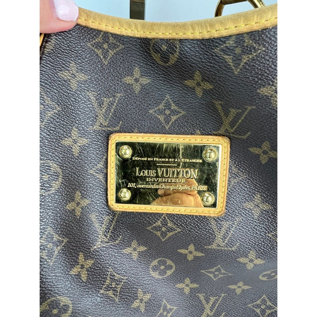 Túi đeo vai LOUIS VUITTON Galliera GM Monogram