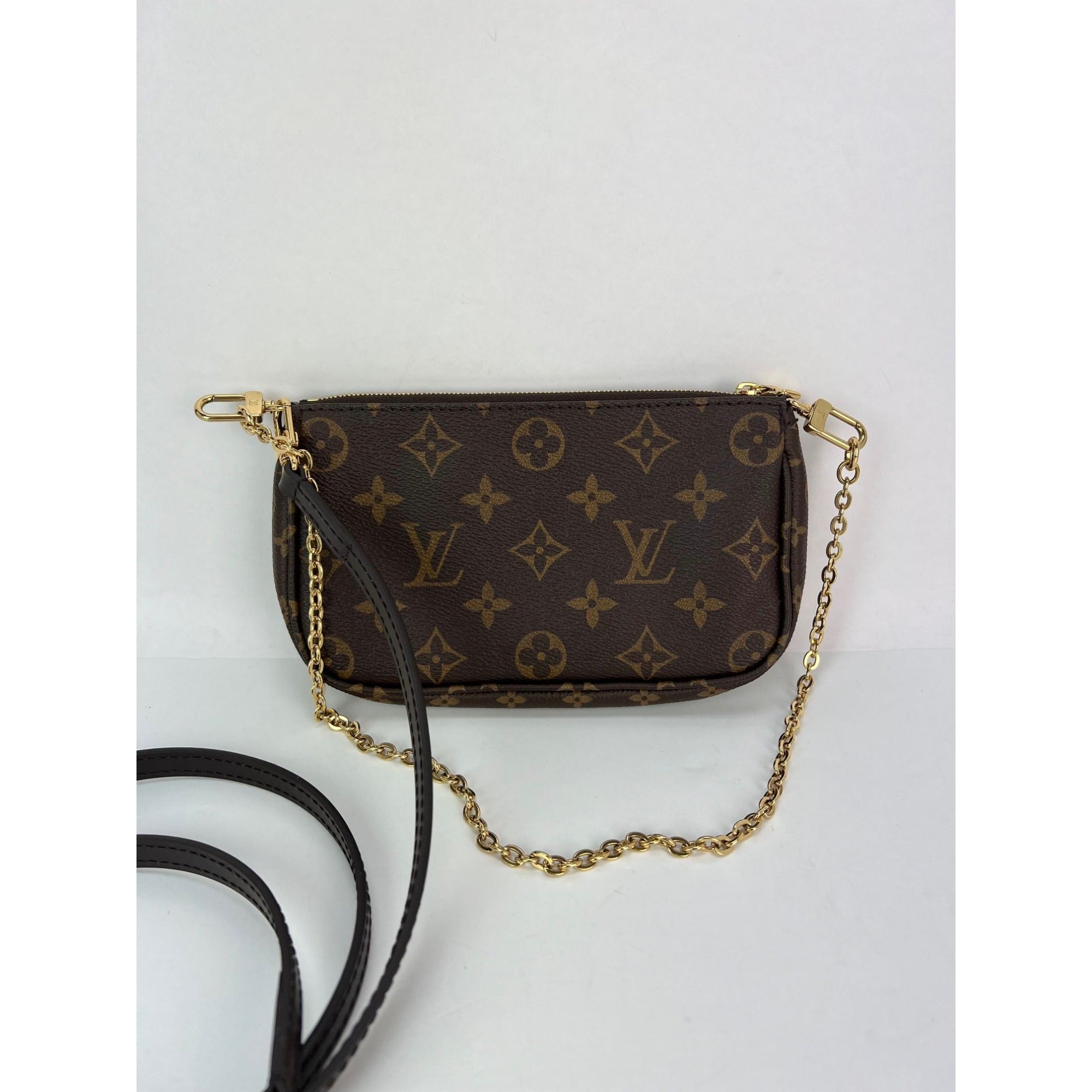 Louis Vuitton Pochette từ túi đeo vai Multi Pochette