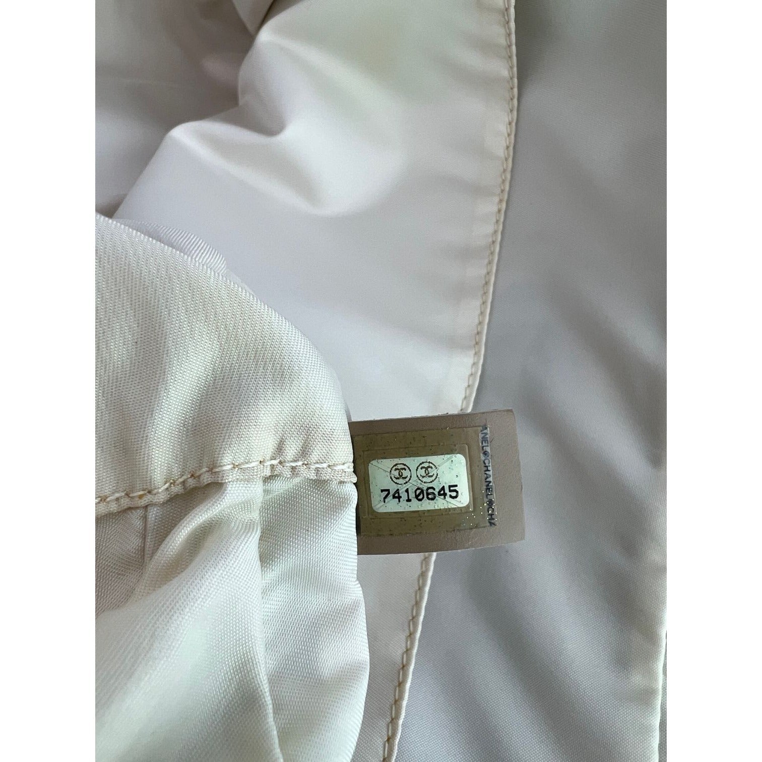Túi xách du lịch Chanel Canvas Nylon Attache