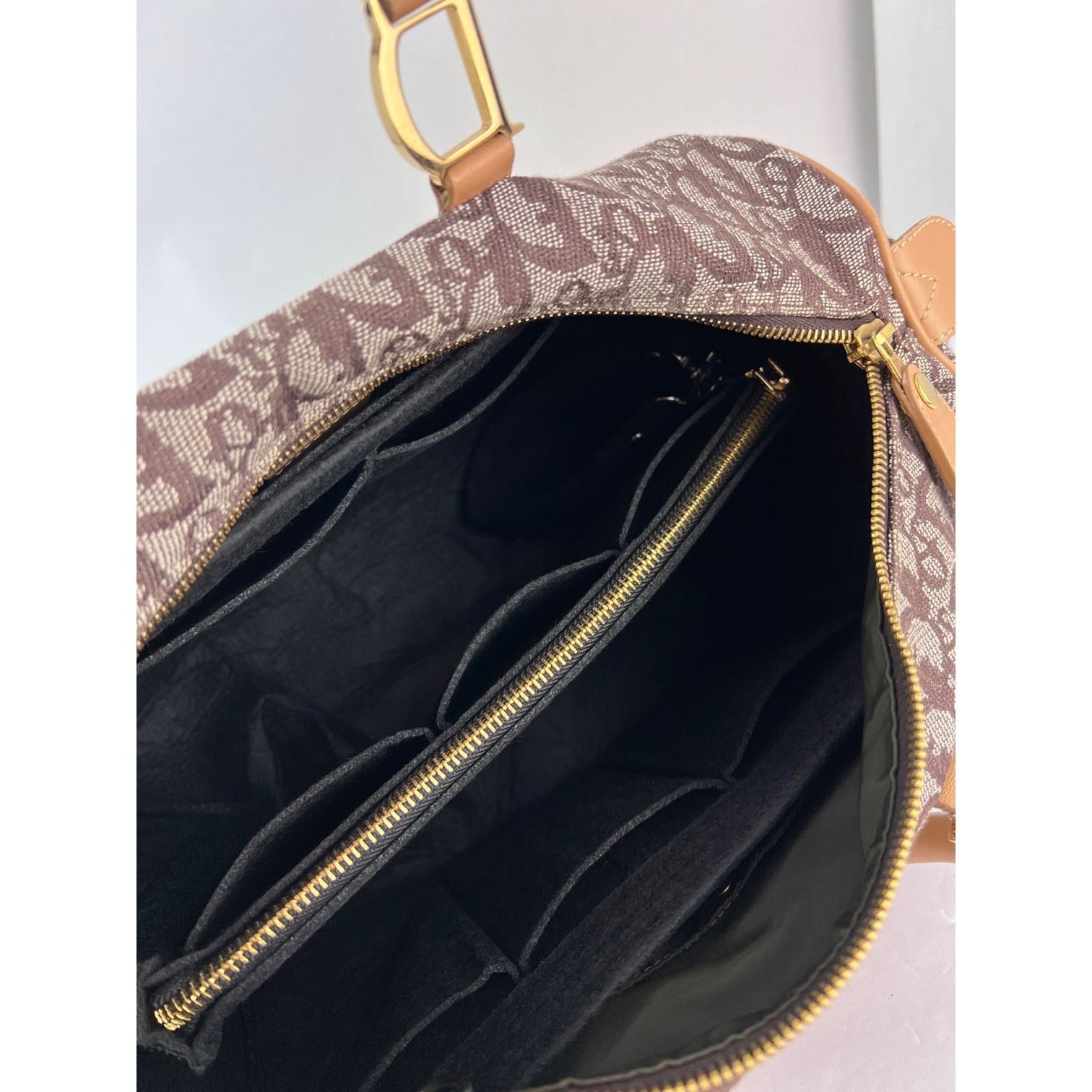 Túi xách Christian Dior Vintage Trotter Diorissimo Medium Brown Boston