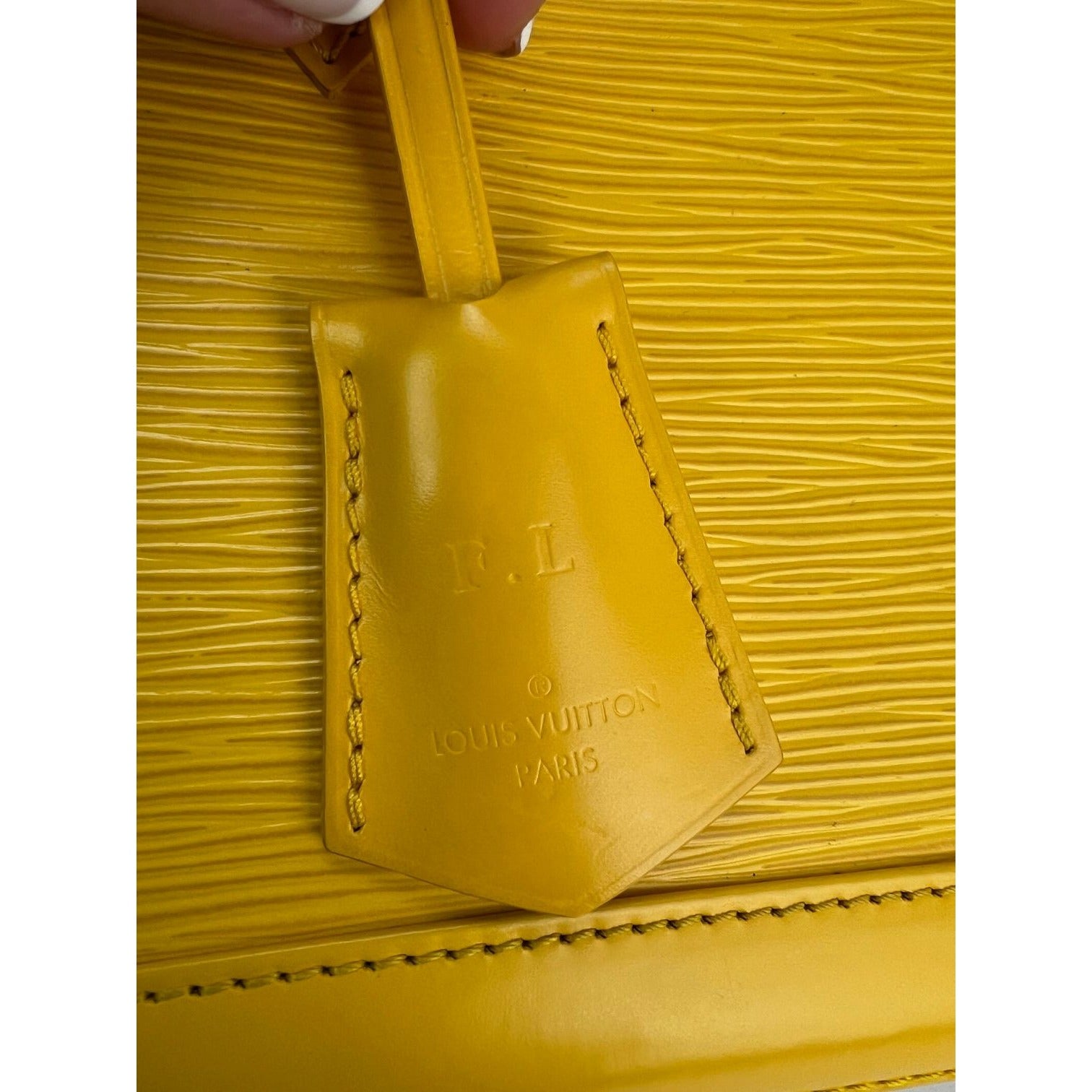 Túi đeo vai da Epi LOUIS VUITTON Alma BB