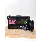 Túi đeo chéo Louis Vuitton Petite Malle Patches Monogram phiên bản giới hạn HIẾM