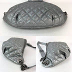 Túi đeo hông Chanel Metallic Dark Silver Calfskin Quilted Banana Fanny Pack