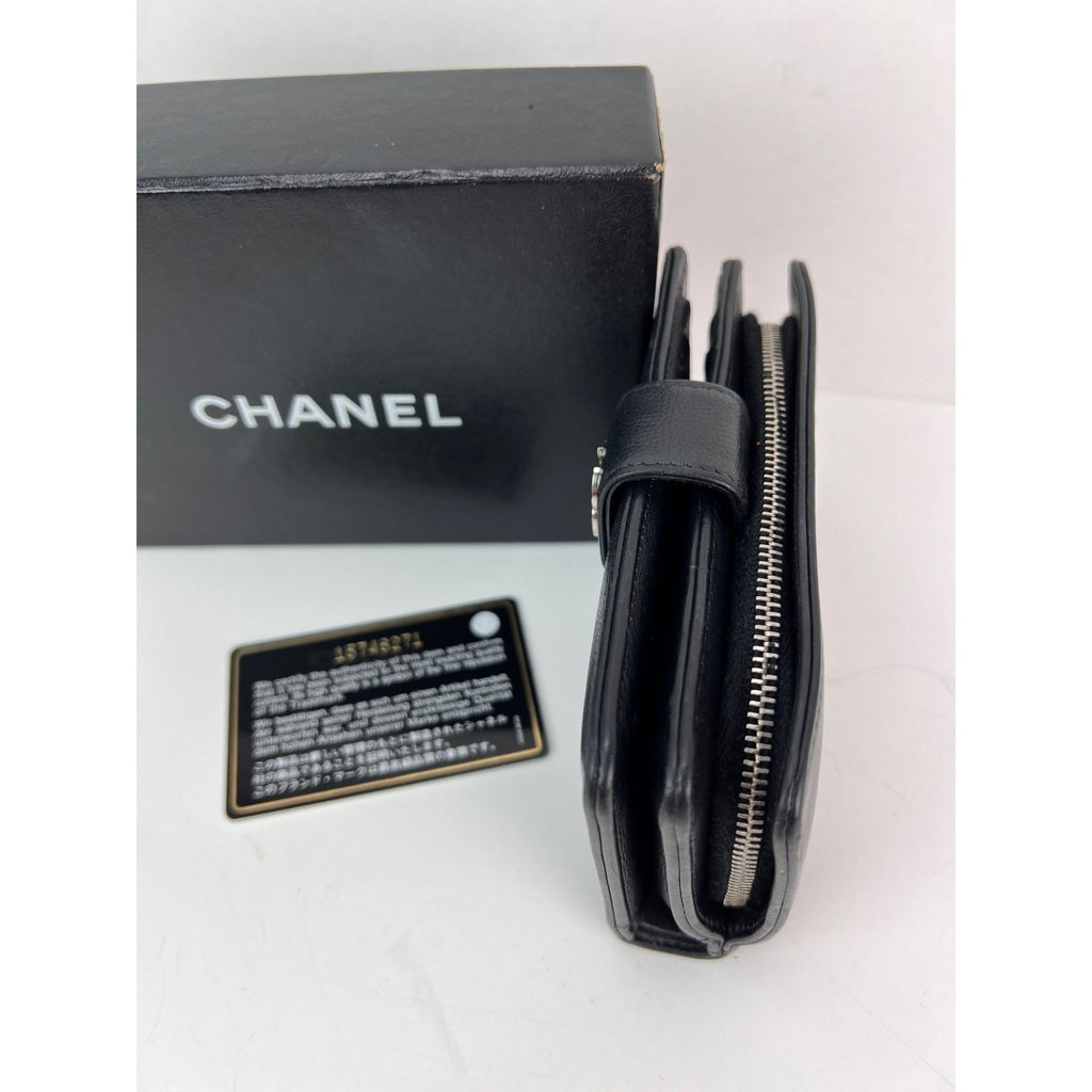 Ví Chanel Caviar Timeless CC có khóa kéo màu đen