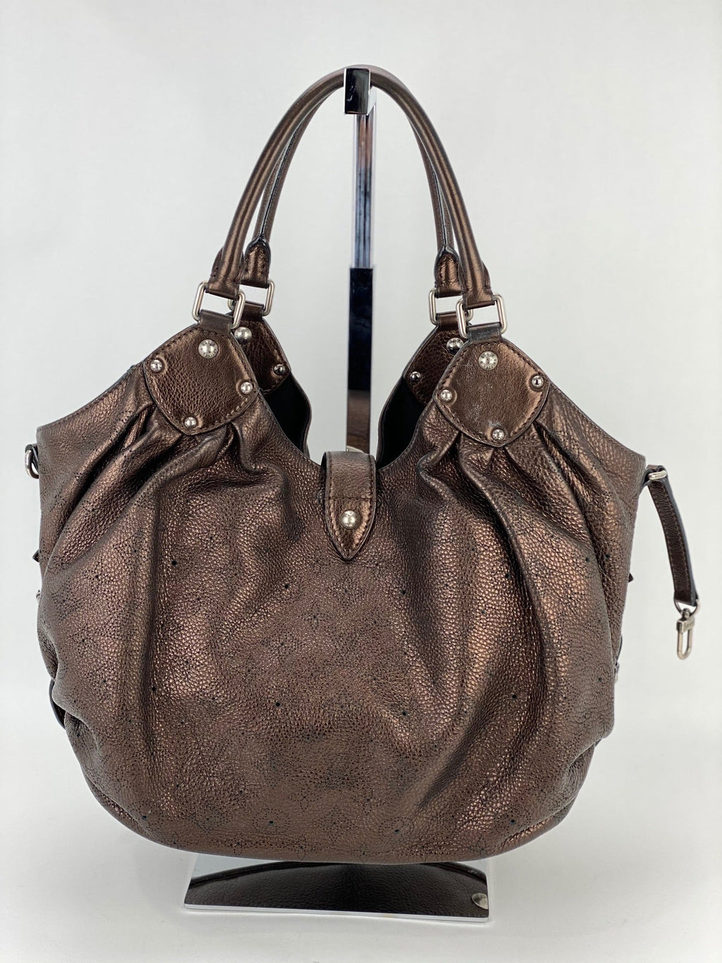 Túi đeo vai da Mahina Metallic Bronze cỡ lớn của Louis Vuitton