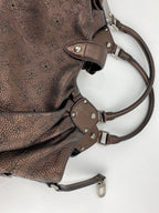 Túi đeo vai da Mahina Metallic Bronze cỡ lớn của Louis Vuitton