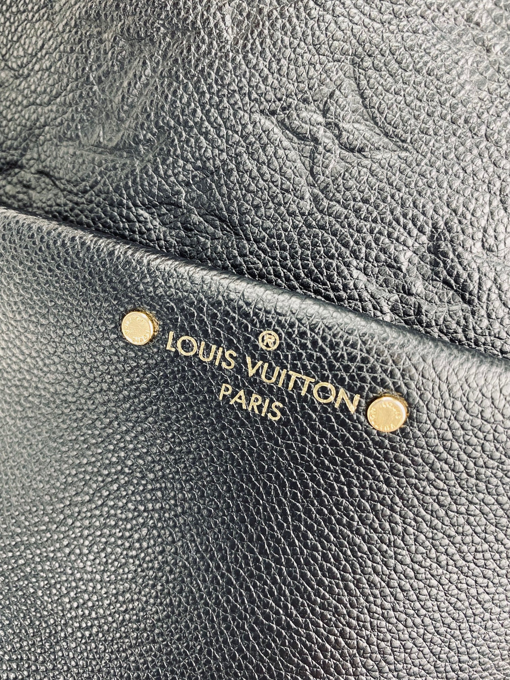 Trường du lịch ba lô Louis Vuitton Sorbonne Monogram Empreinte