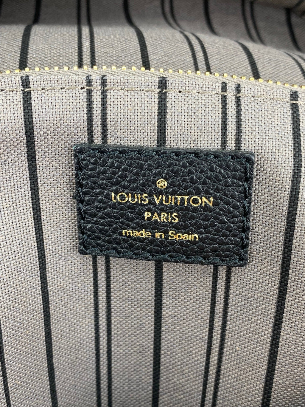 Trường du lịch ba lô Louis Vuitton Sorbonne Monogram Empreinte