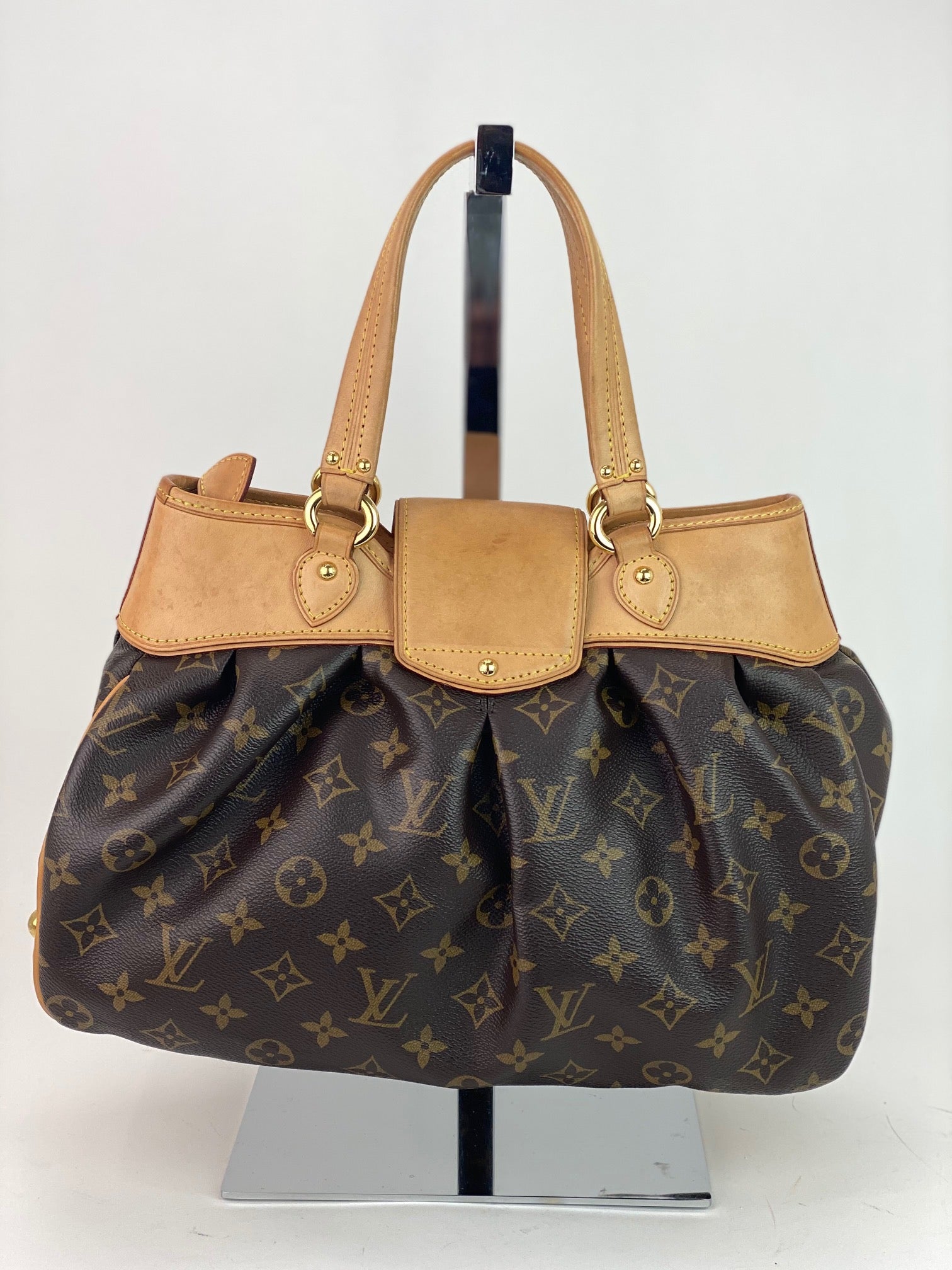 Túi xách Louis Vuitton BOETIE PM Monogram Brown Canvas Hobo Tote Đã qua sử dụng