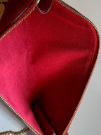 Túi xách Louis Vuitton Epi 24 Pochette Accessories Túi đeo chéo da đỏ đã qua sử dụng