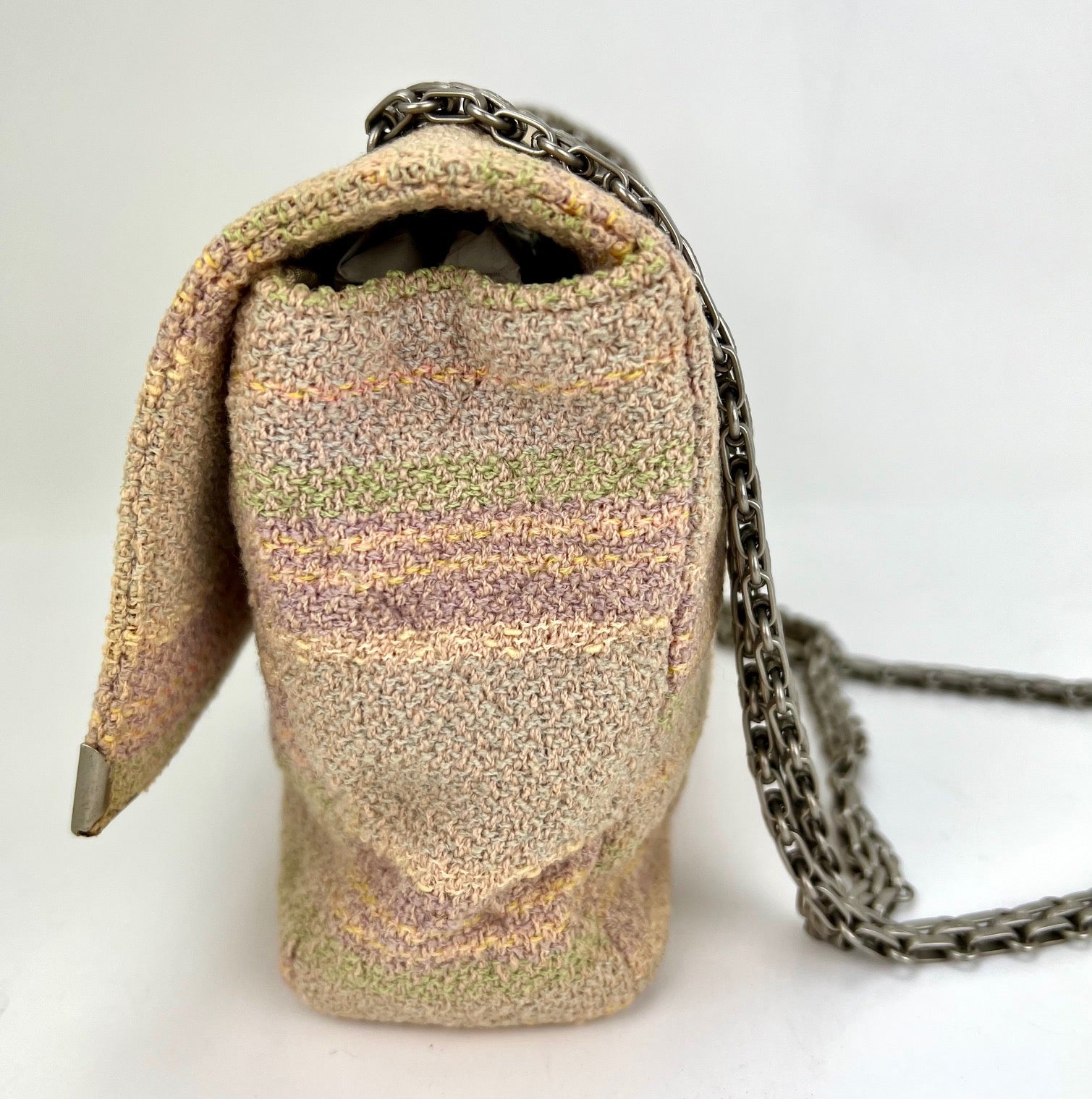 Túi đeo vai vải cotton tweed nhiều màu hồng Chanel 2.55 Reissue 225 nắp đơn