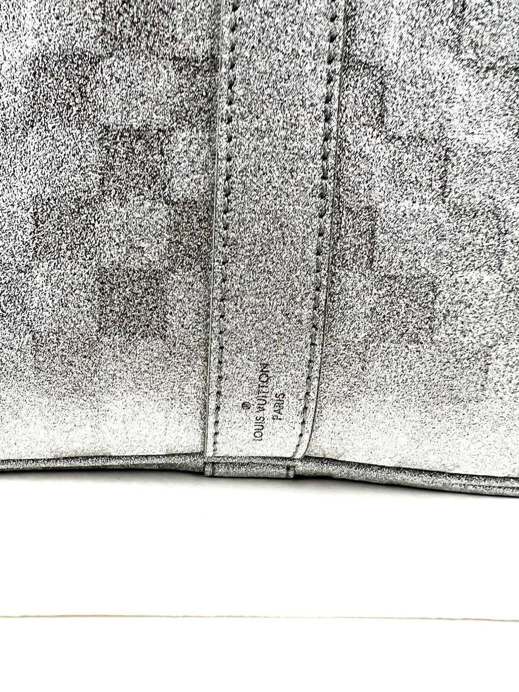 Túi xách Louis Vuitton Keepall Bandoulière 50B Bạc lấp lánh họa tiết Damier Preowned