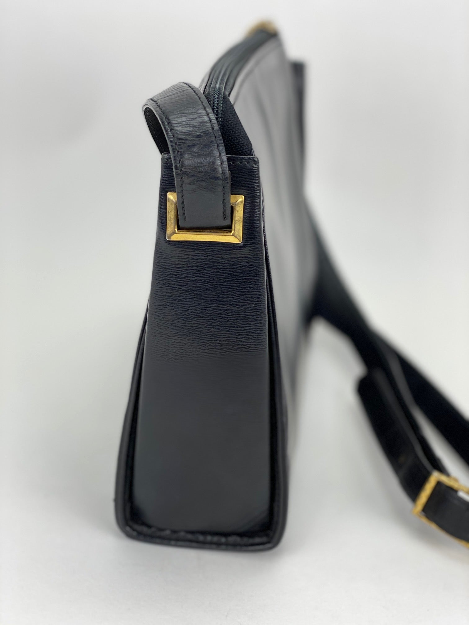 CHRISTIAN DIOR Black  Leather Adjustable Shoulder Bag Authentic Pre owned