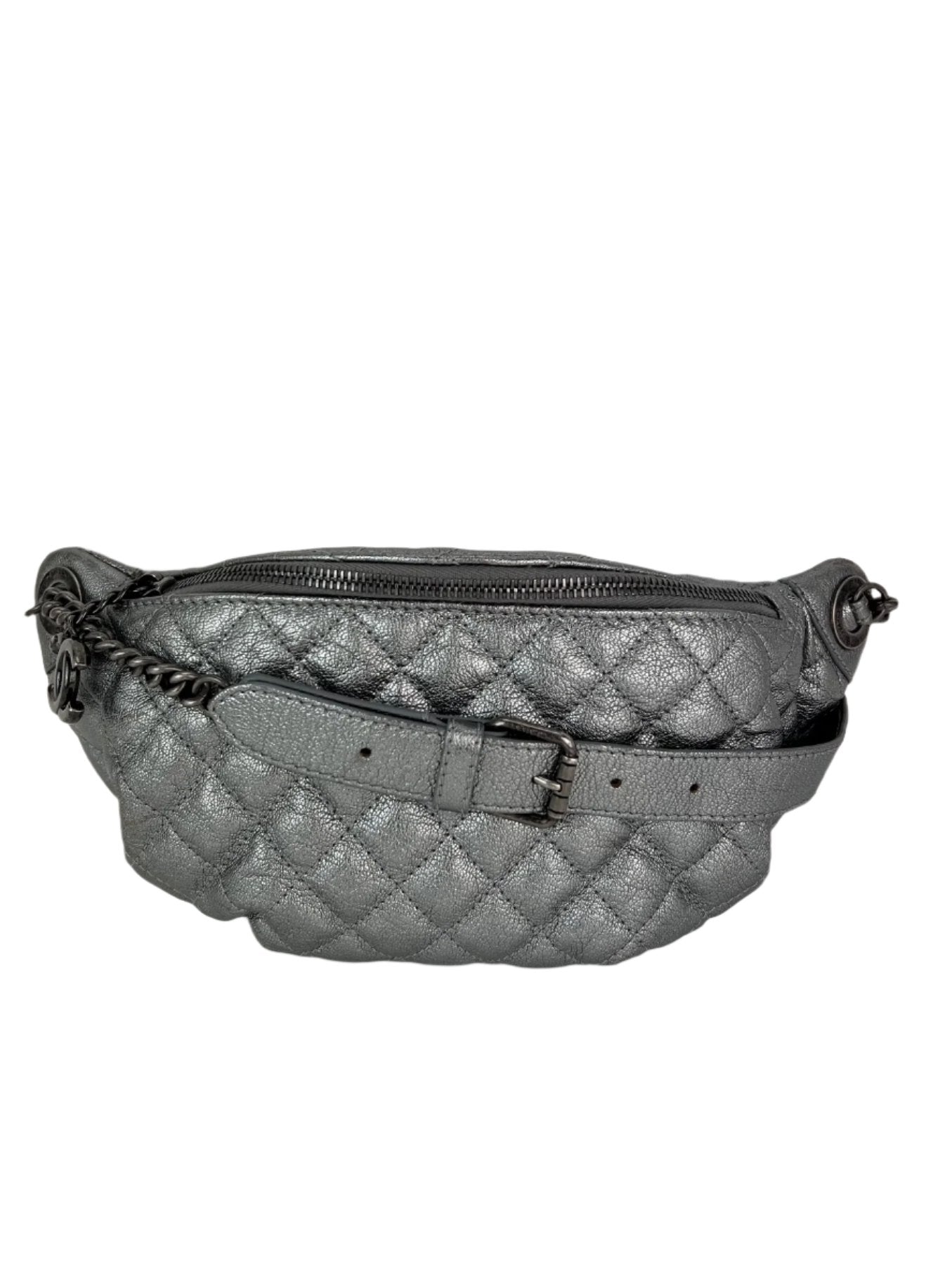 Túi đeo hông Chanel Metallic Dark Silver Calfskin Quilted Banana Fanny Pack