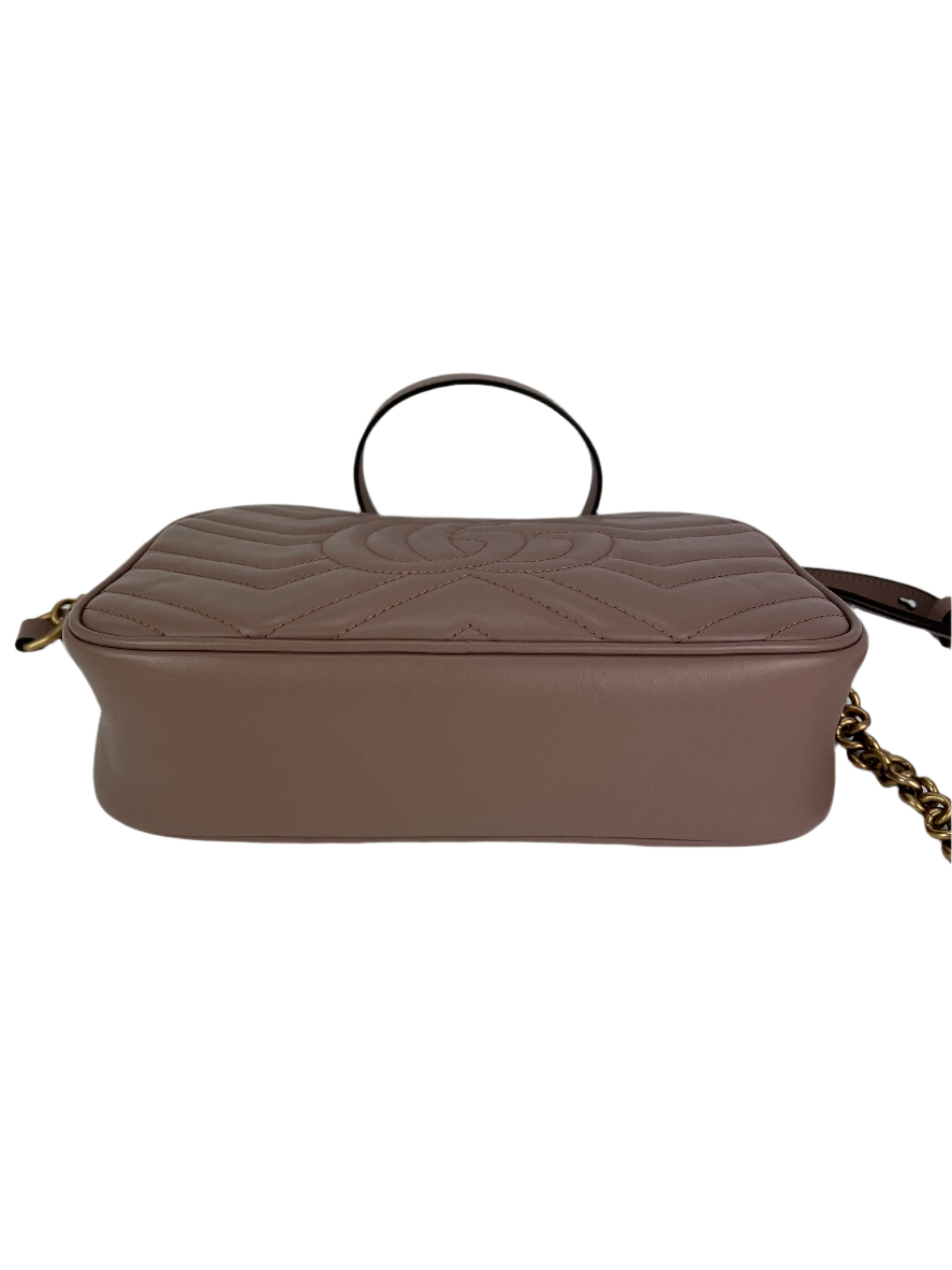 Túi đeo chéo da Matelasse Gucci GG Marmont Small Chain Beige