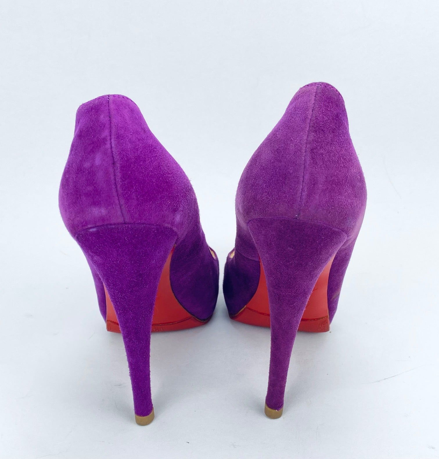 CHRISTIAN LOUBOUTIN Suede Purple Pumps Heels SZ 37 / Us 7
