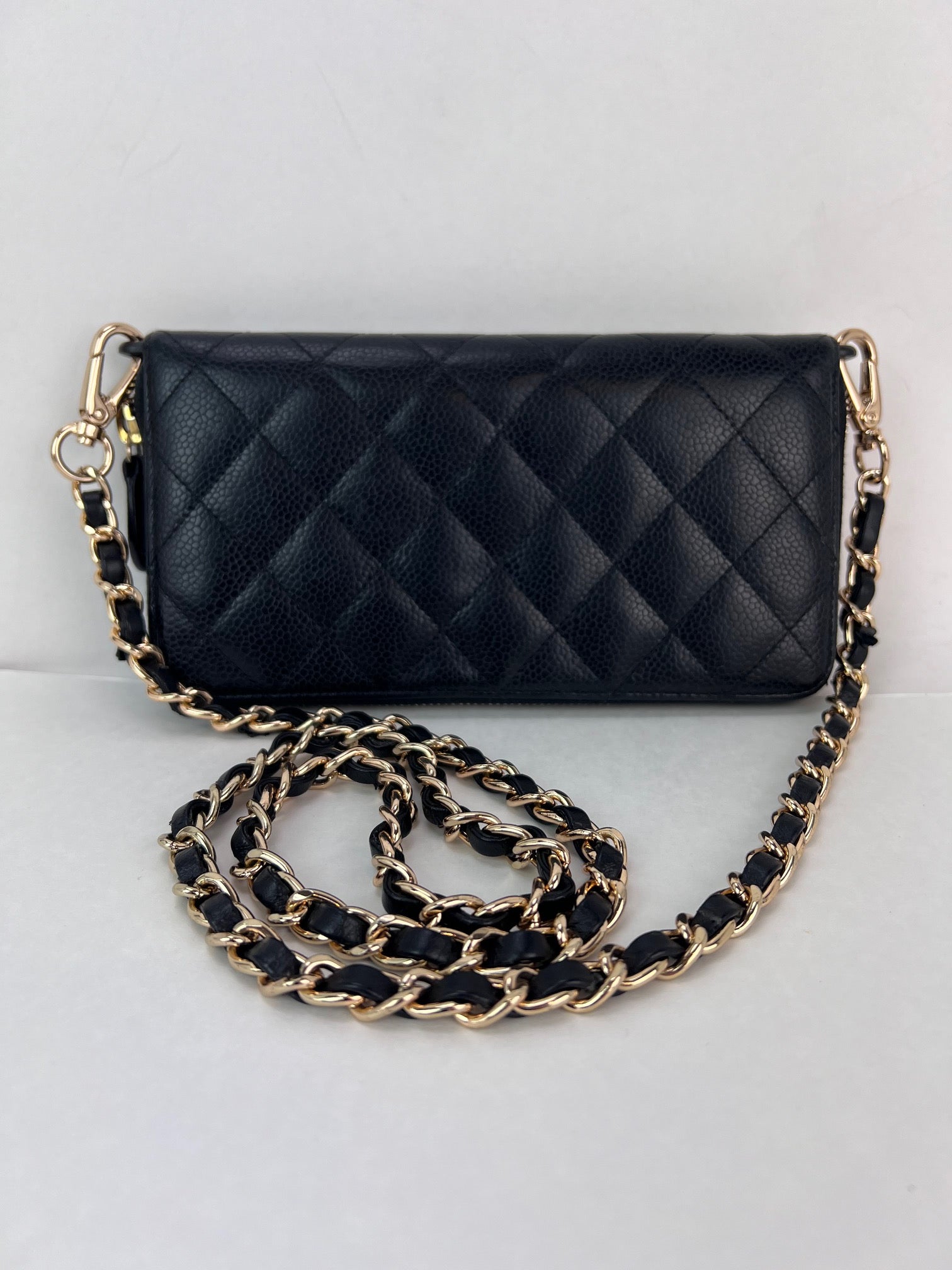 Ví Chanel Caviar Quilted Large Gusset Zip Around Black