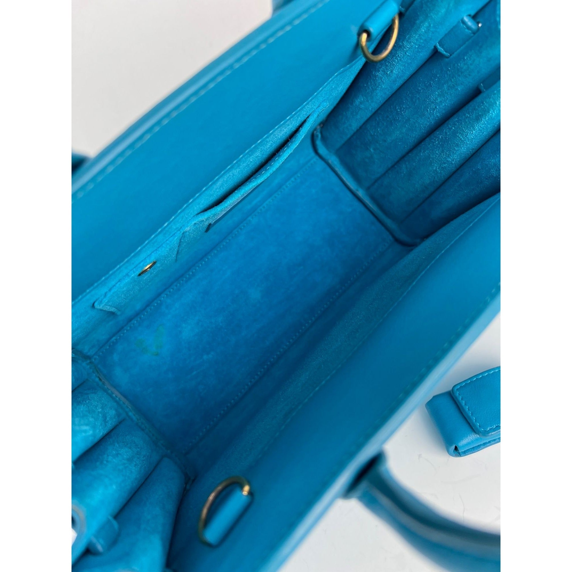 Túi đeo chéo da Saint Laurent Sac De Jour màu xanh