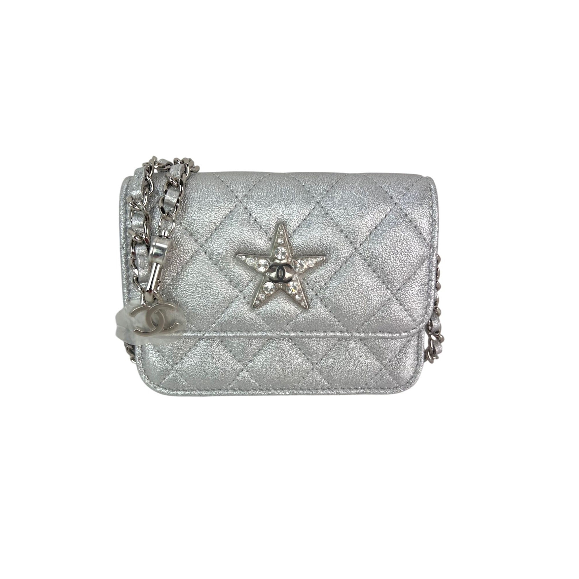 Túi đeo vai Chanel Metallic Goatskin Quilted Star Flap Waist Belt Shoulder Bag
