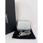 Túi đeo vai Chanel Metallic Goatskin Quilted Star Flap Waist Belt Shoulder Bag