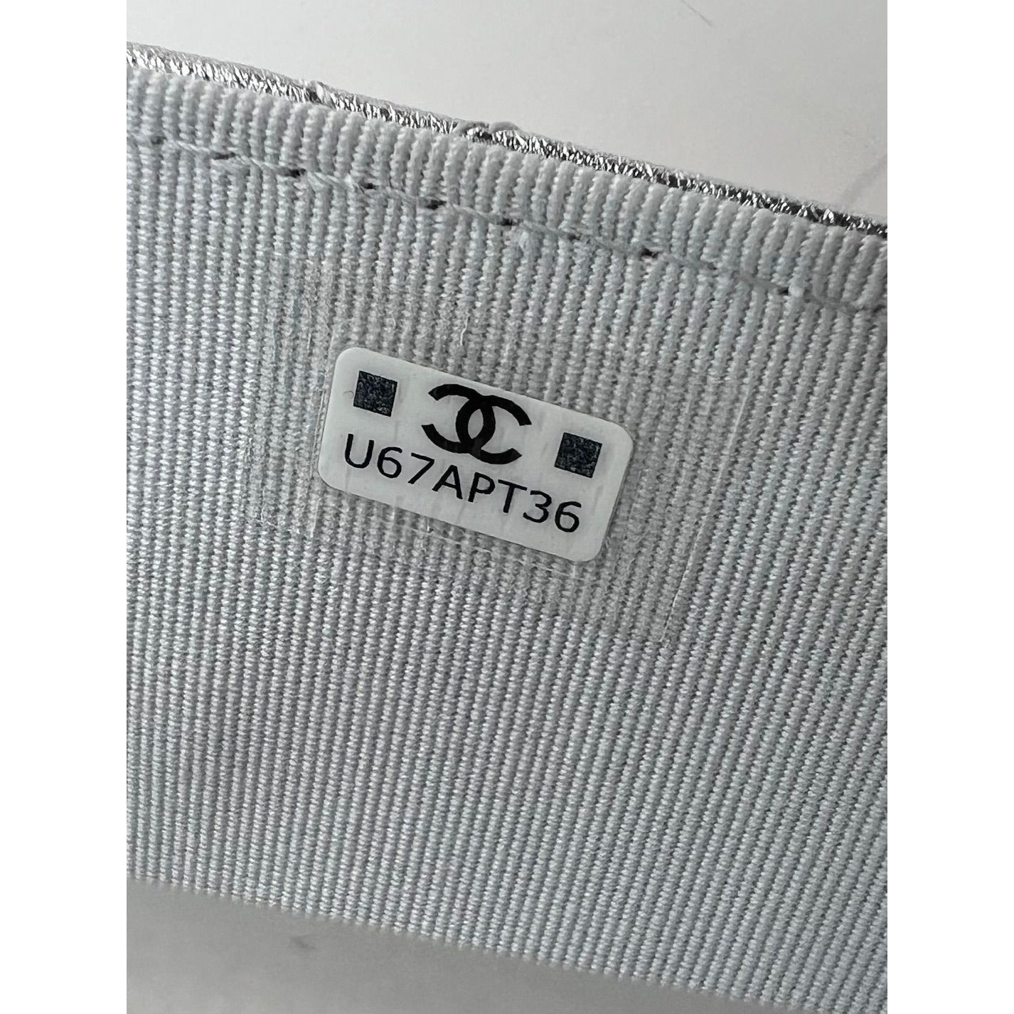 Túi đeo vai Chanel Metallic Goatskin Quilted Star Flap Waist Belt Shoulder Bag