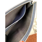 Túi xách tay da Louis Vuitton Pochette Voyage MM Taiga màu xanh đậm phiên bản giới hạn