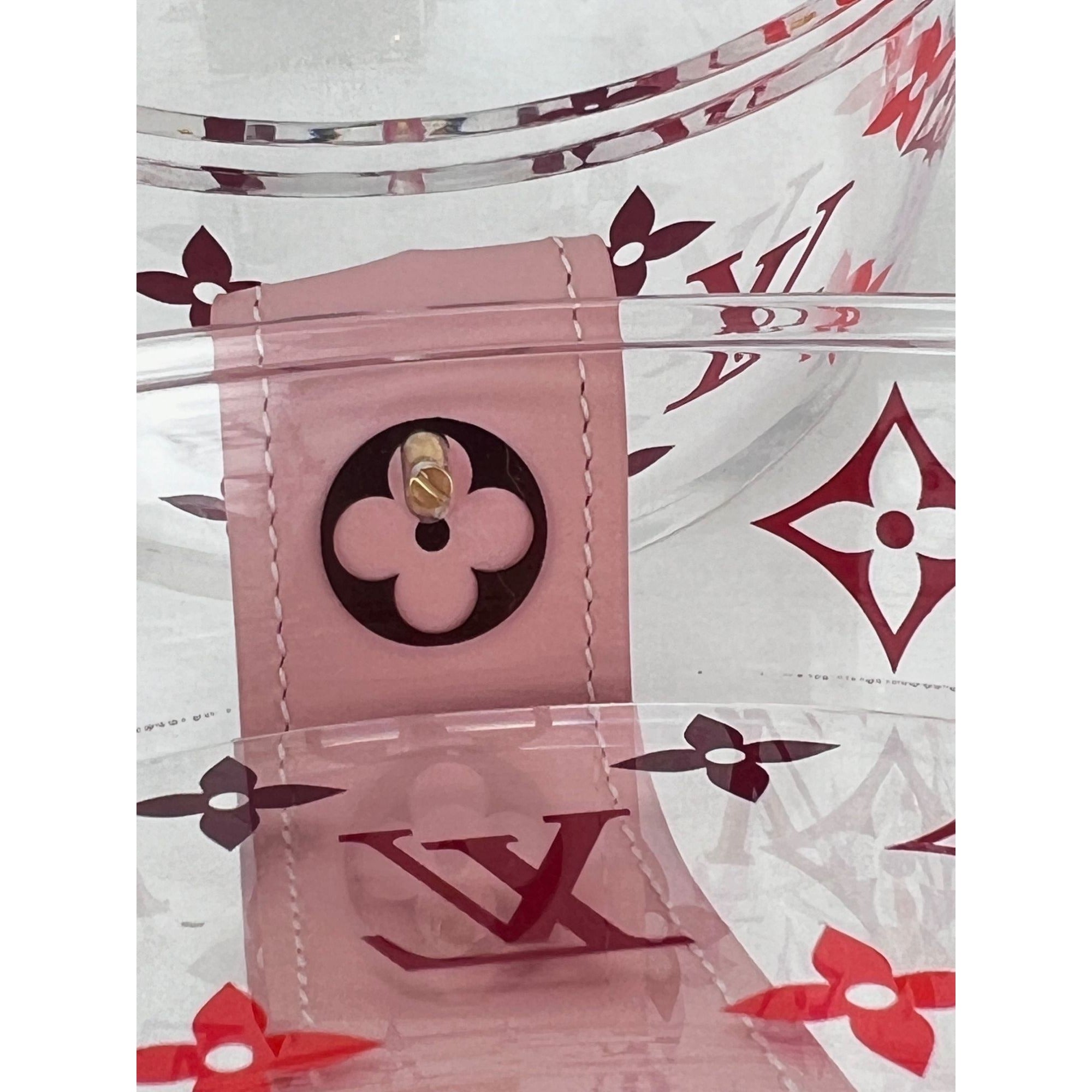 Hộp quà tặng mùa hè Scott của Louis Vuitton