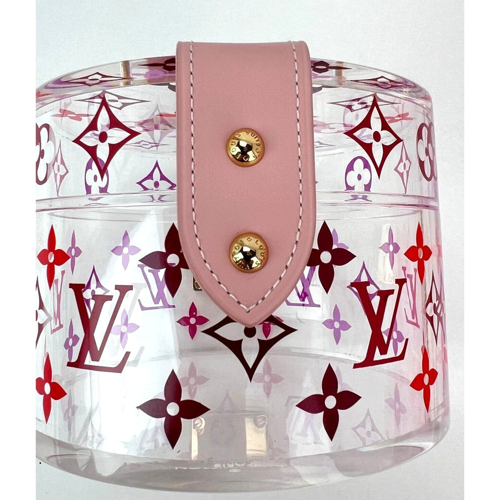 Hộp quà tặng mùa hè Scott của Louis Vuitton