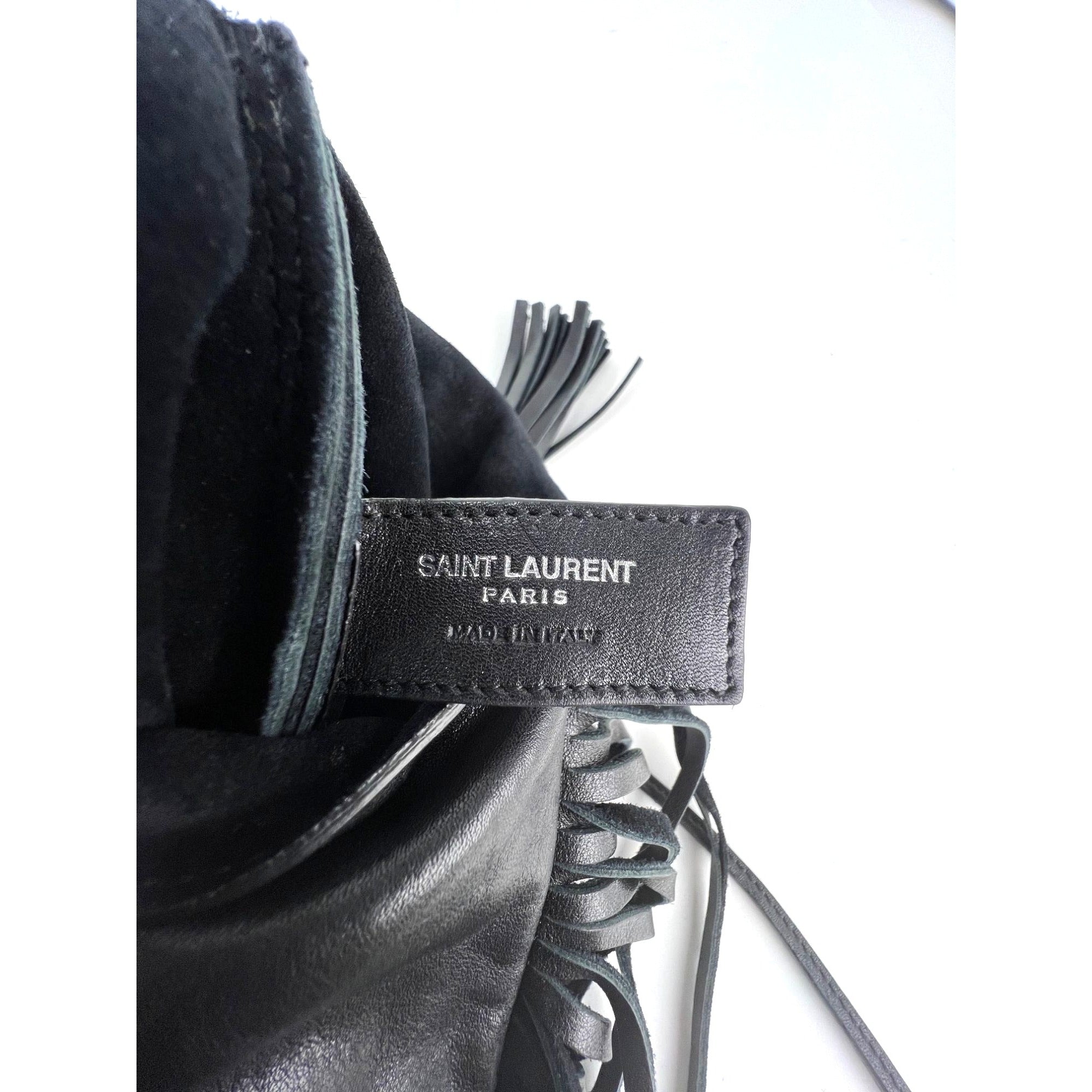 Túi đeo chéo Saint Laurent Lambskin Anita Tassel màu đen