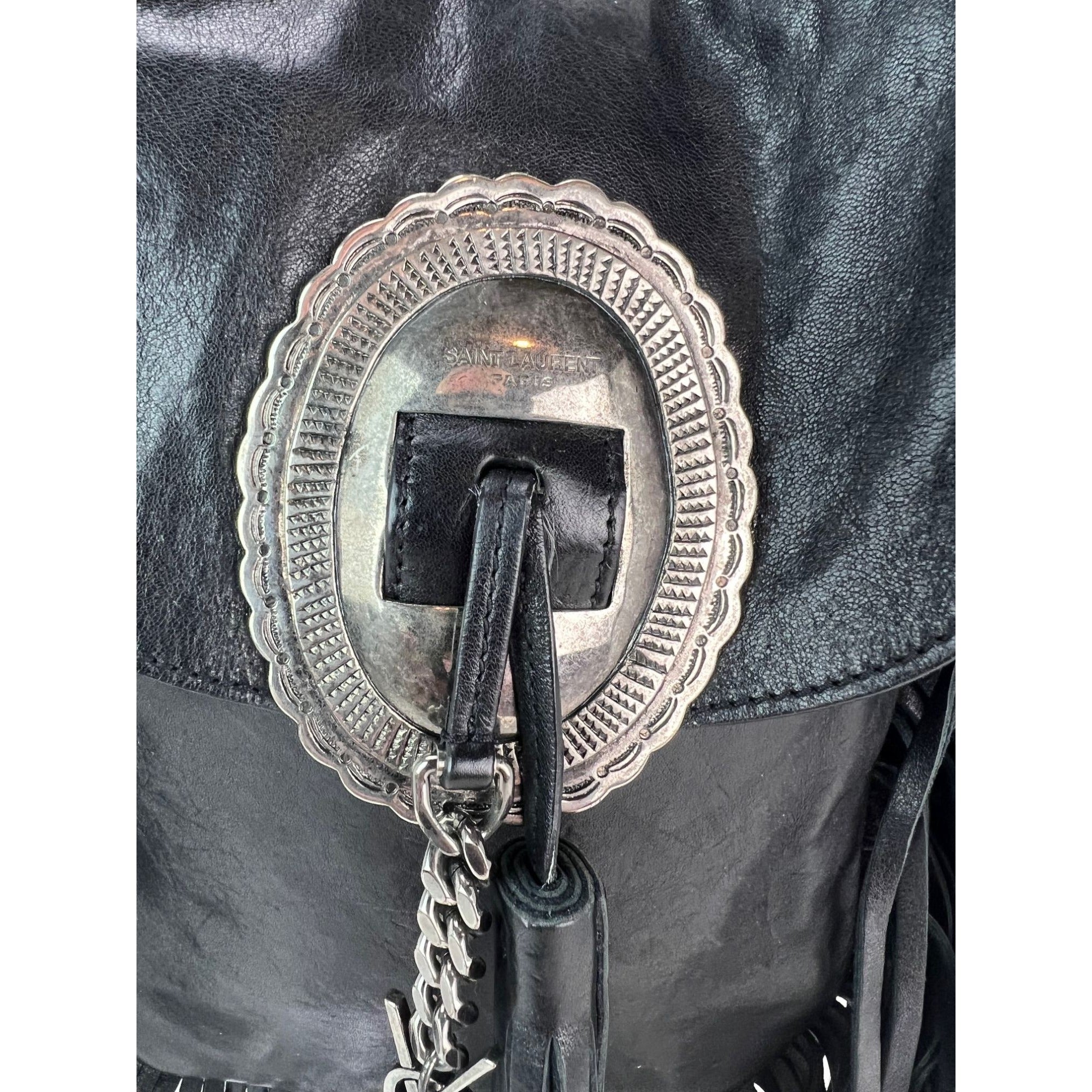 Túi đeo chéo Saint Laurent Lambskin Anita Tassel màu đen