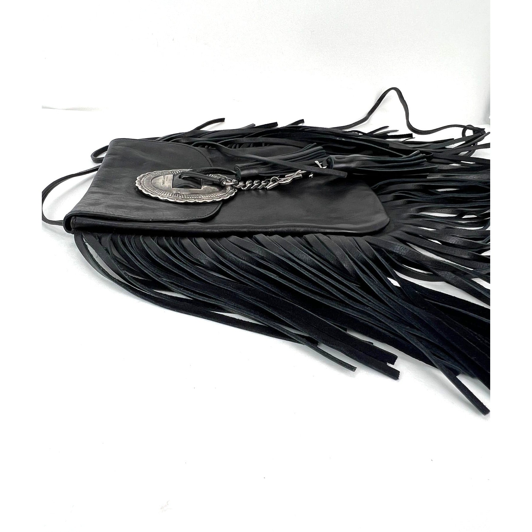 Túi đeo chéo Saint Laurent Lambskin Anita Tassel màu đen