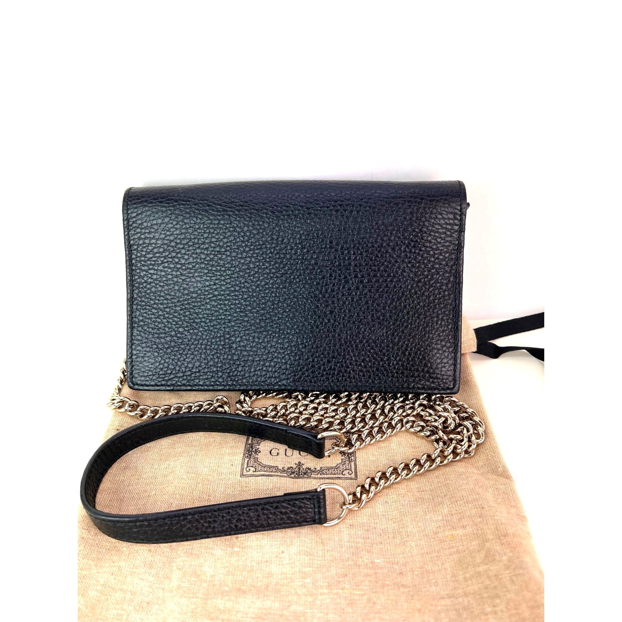 Ví Gucci Interlocking Black Leather Dollar Calfskin GG kèm túi cầm tay xích