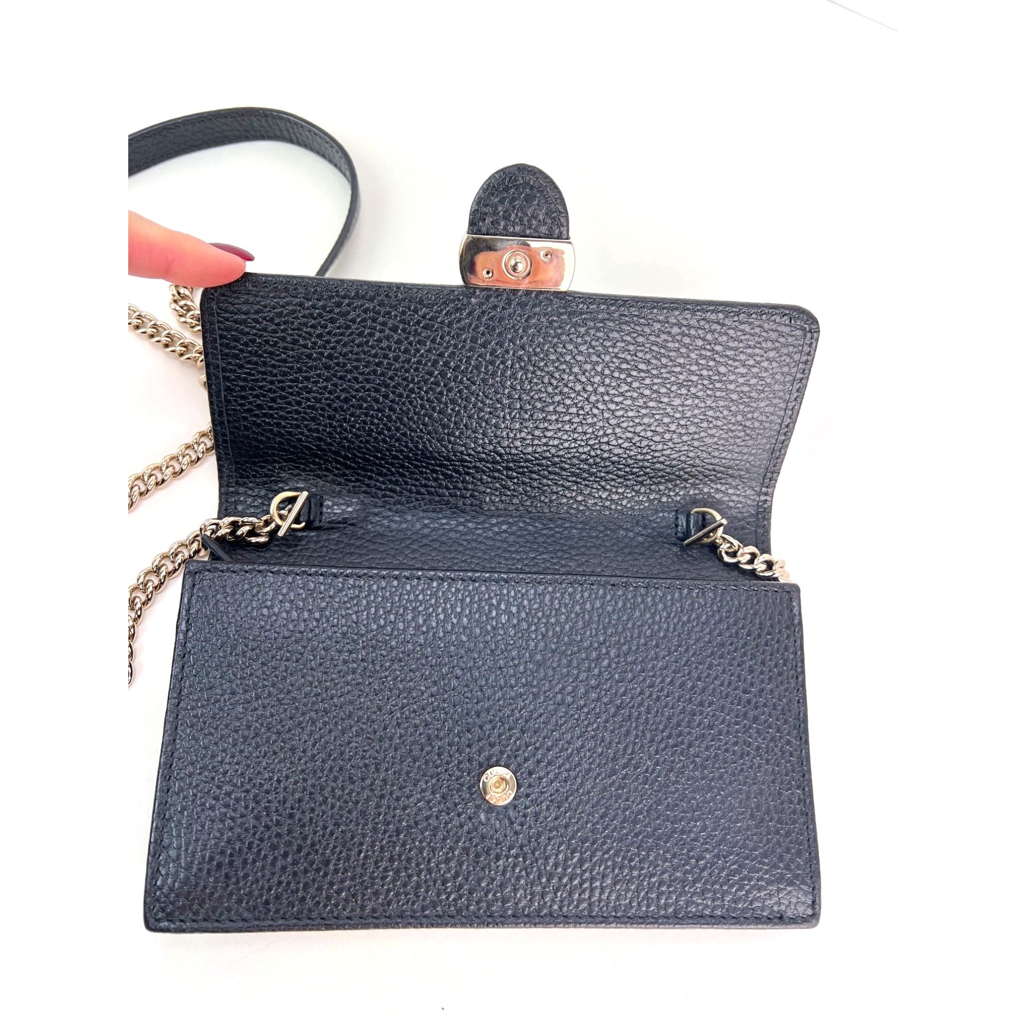 Ví Gucci Interlocking Black Leather Dollar Calfskin GG kèm túi cầm tay xích