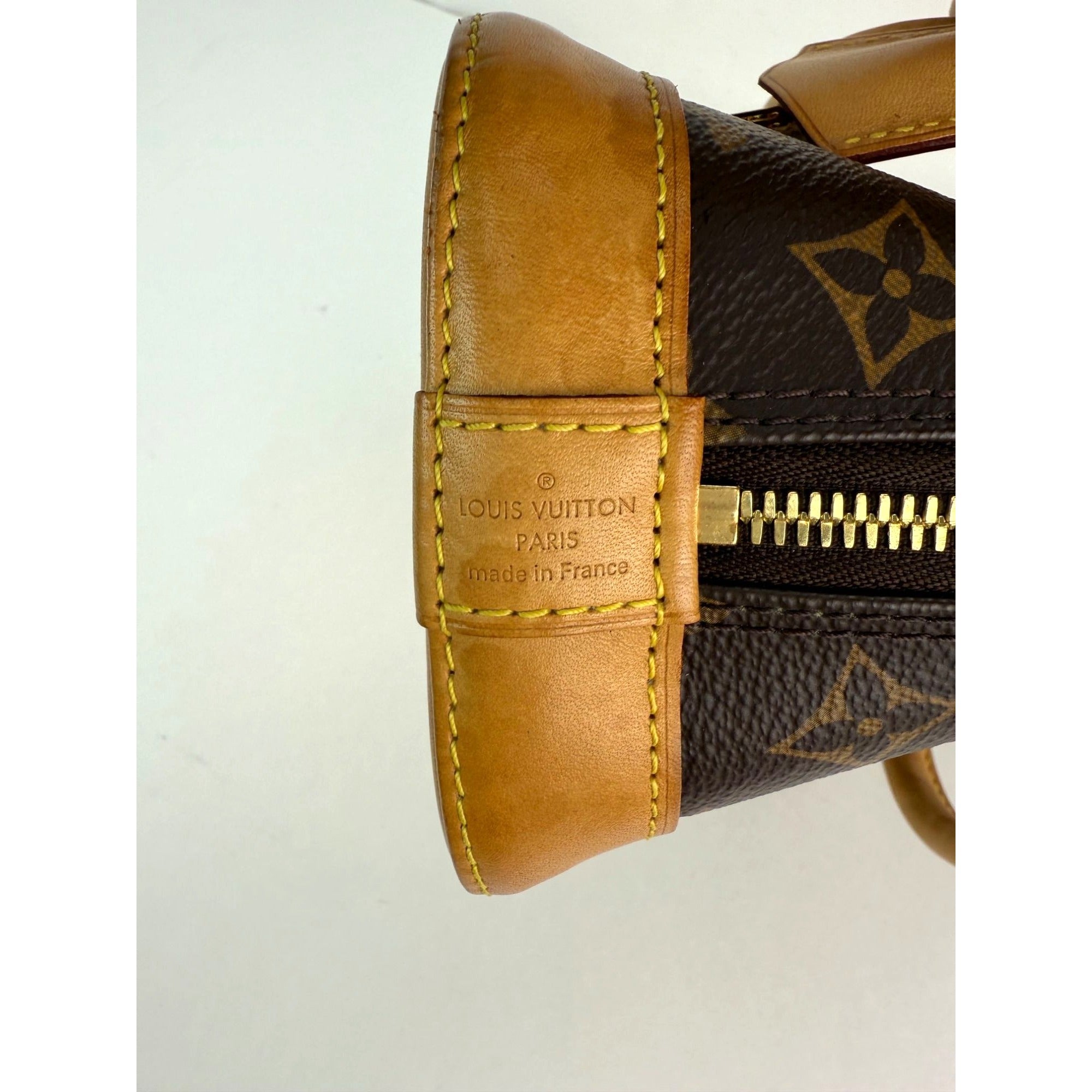 Túi đeo chéo Louis Vuitton Alma BB Monogram