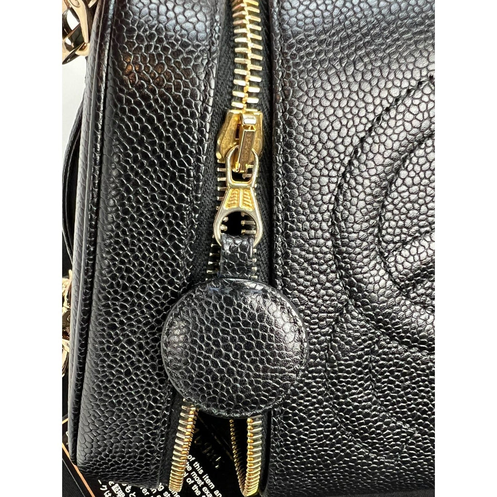 Túi đựng mỹ phẩm Chanel Vanity Cosmetic Case màu đen bằng da Caviar